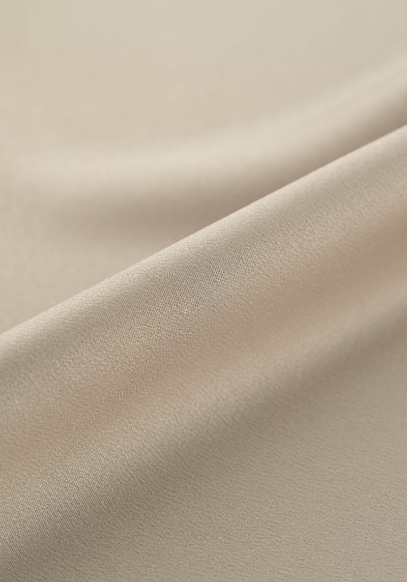 Crep saten licra liso color camel