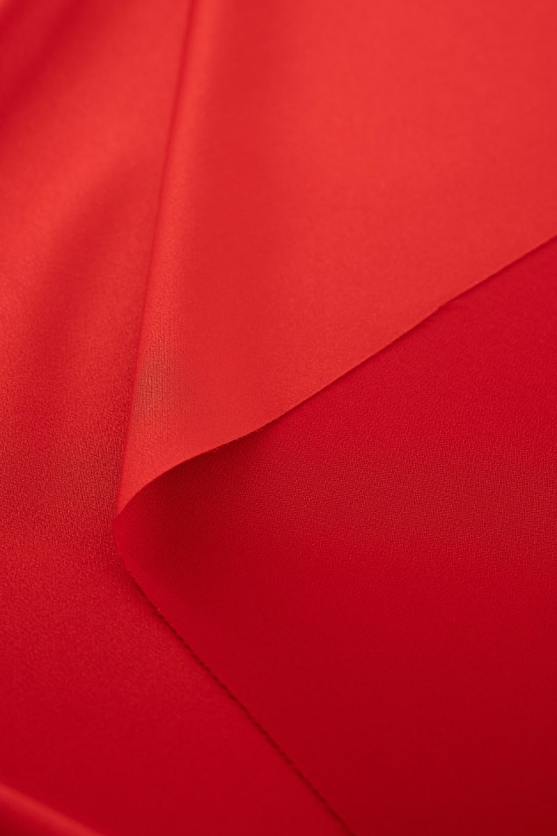 Crep saten licra liso color rojo
