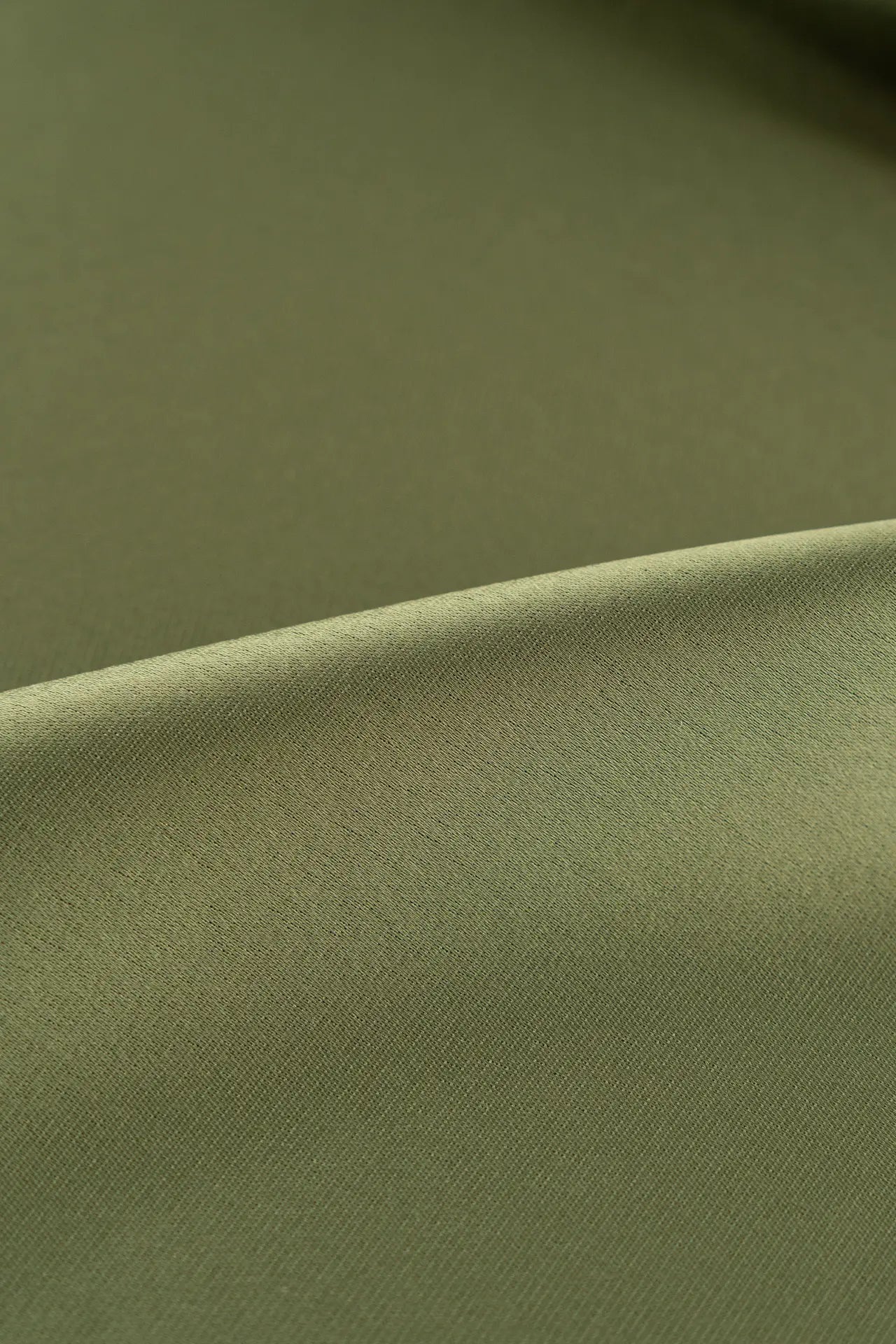 triacetato verde-azeitona