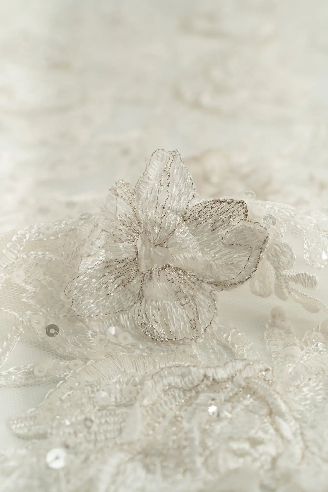 Tule com strass, para noivas