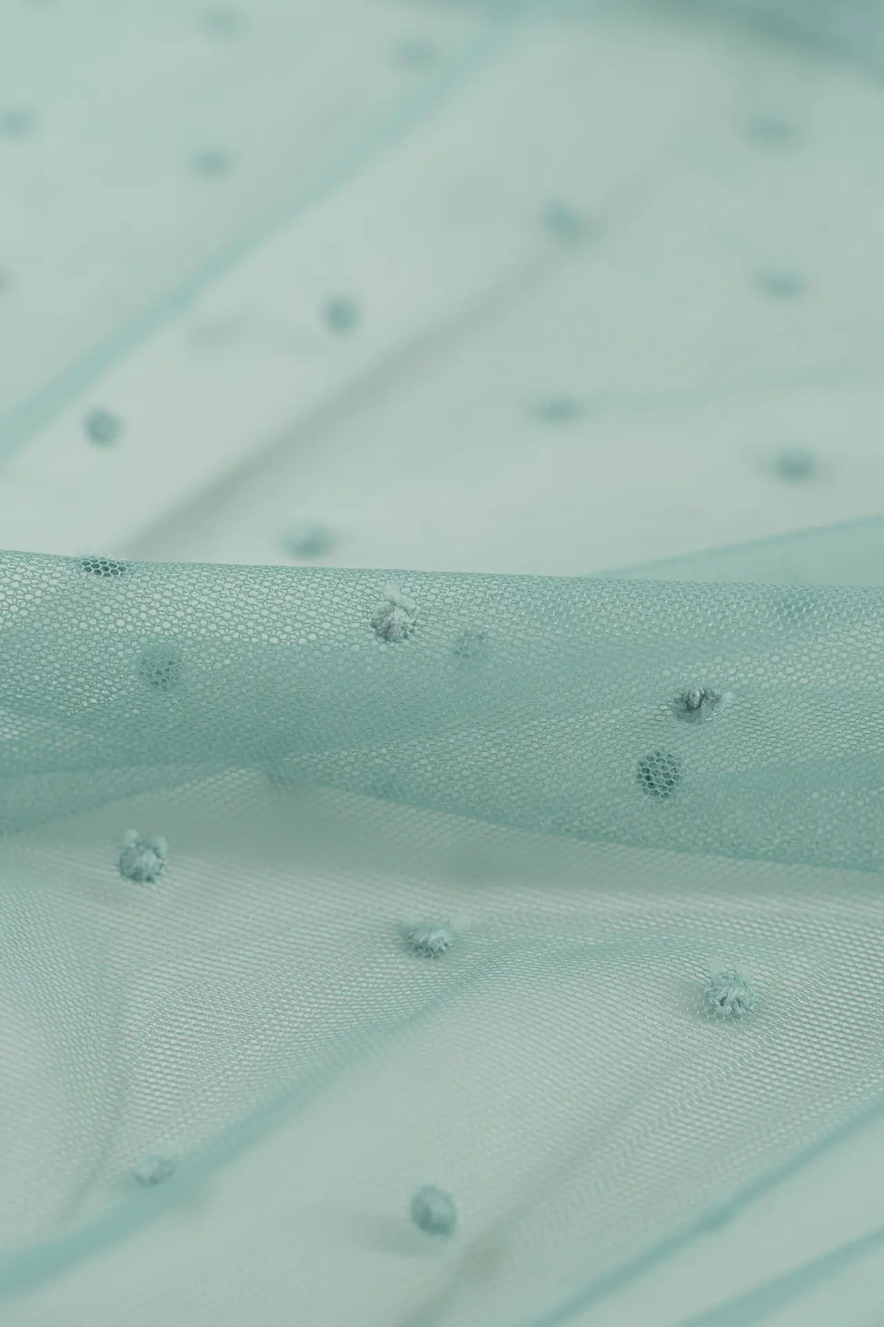 tule bordado plumeti borda de água ondas