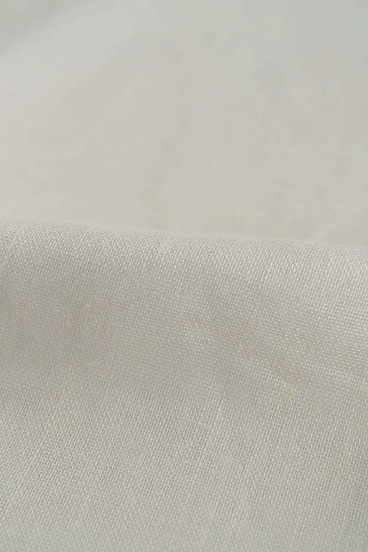 cortina branca cor ferrugem