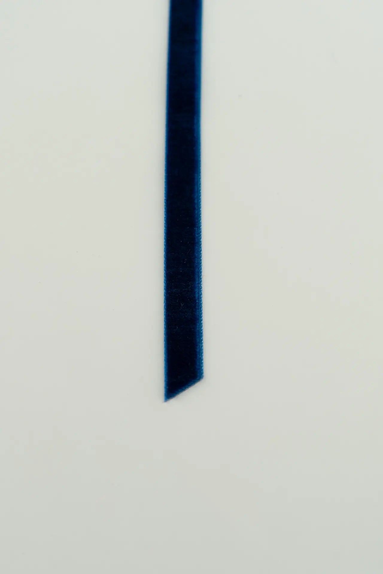 Fita de veludo azul-marinho