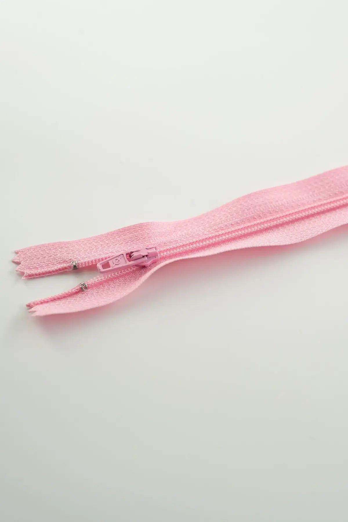 Cremallera nylon cerrada 3662 60cm c/532