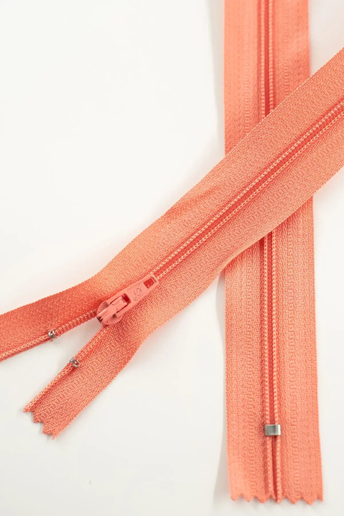 Cremallera nylon cerrada 3662 60cm c/551