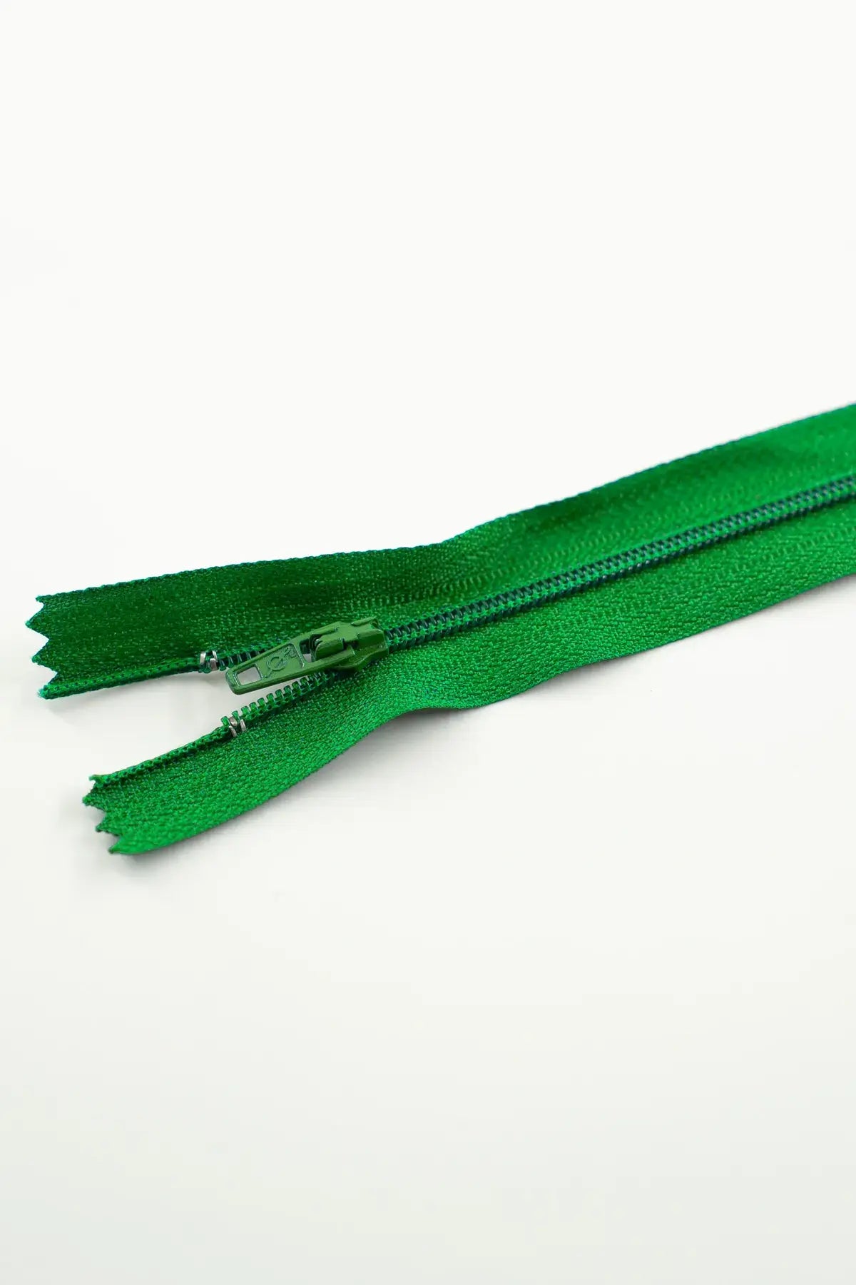 Cremallera nylon cerrada 3662 60cm c/643