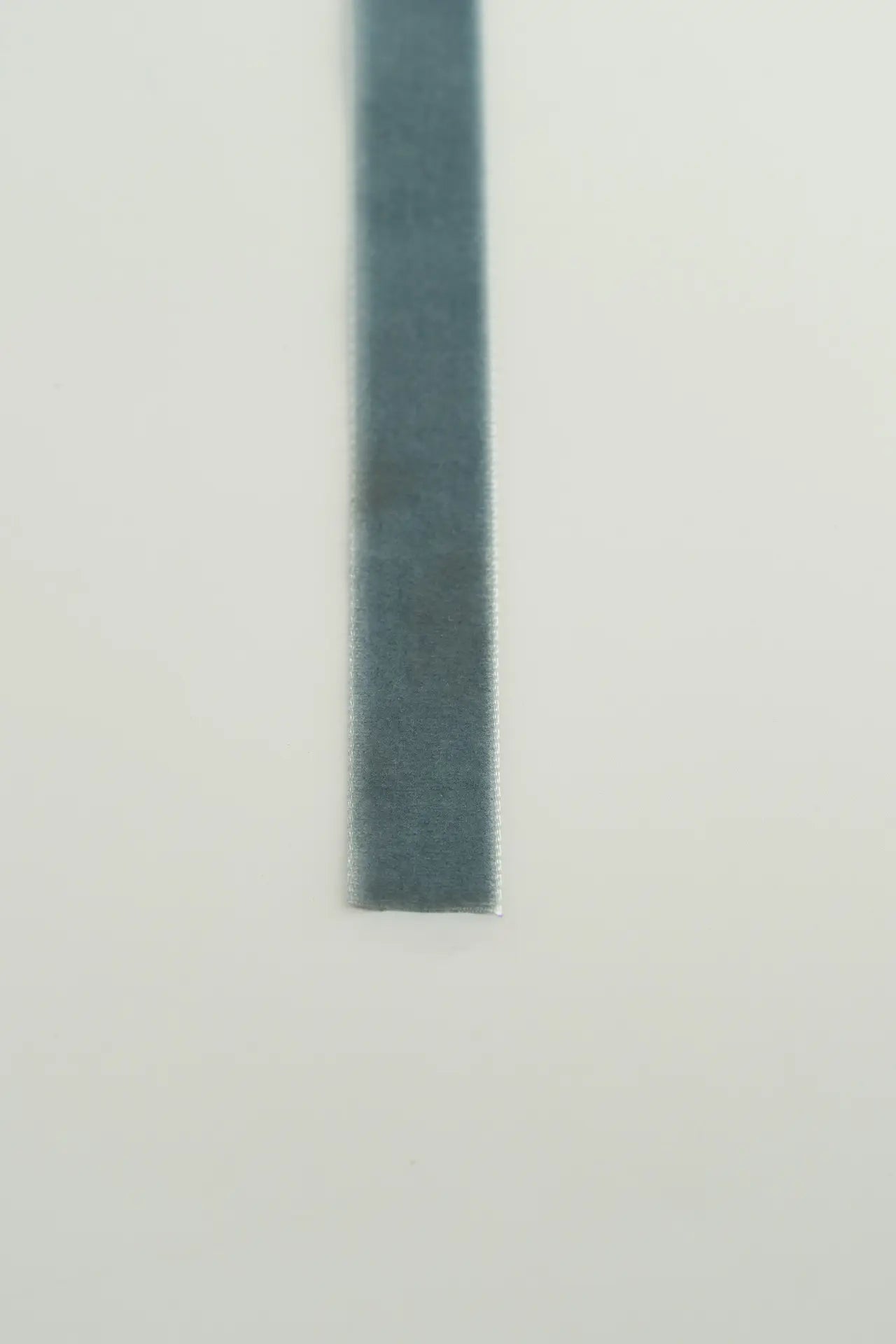 fita de veludo cinza petróleo