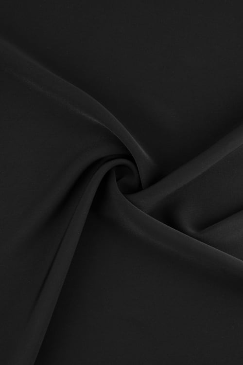 Crepe color negro