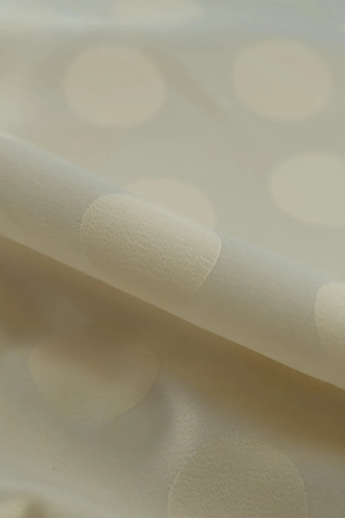 Jacquard triana  vanilla ice