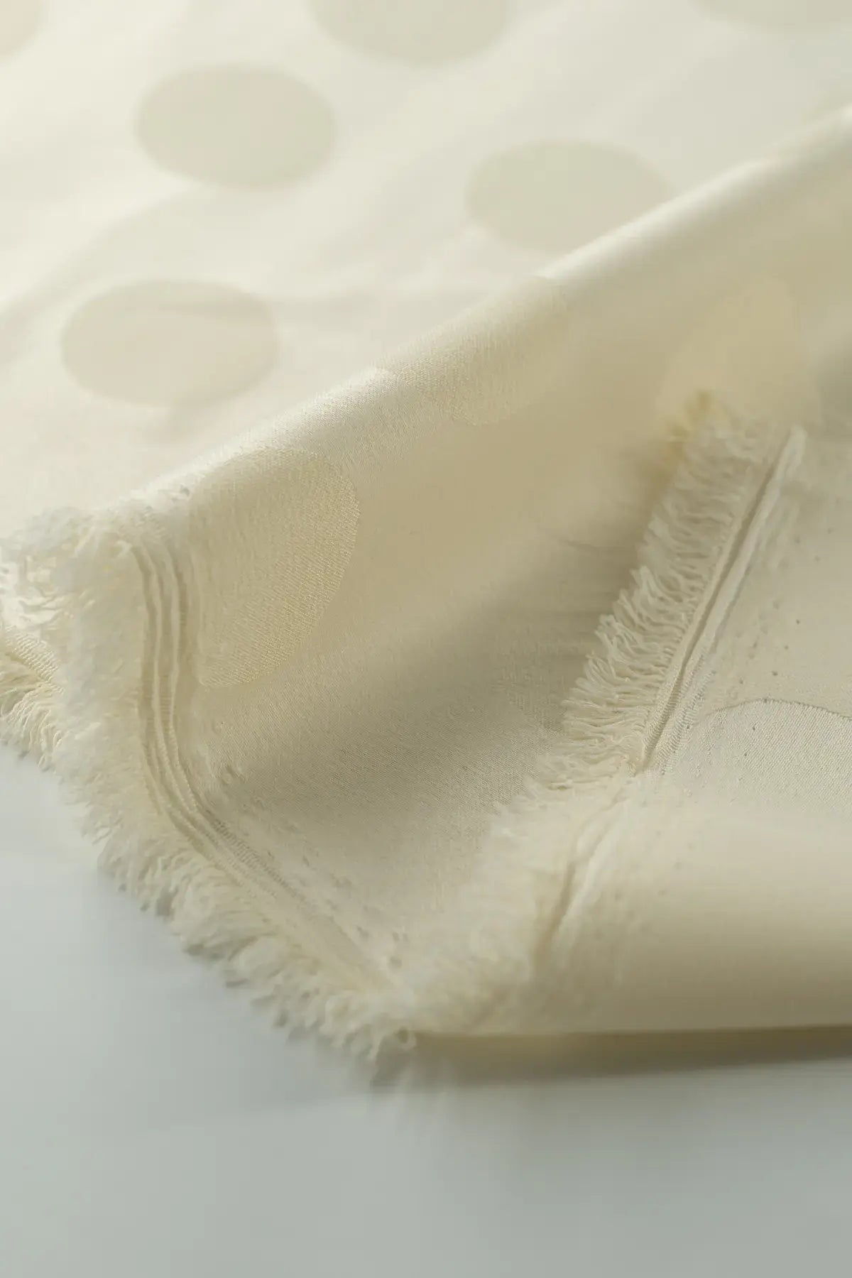 Jacquard triana  vanilla ice