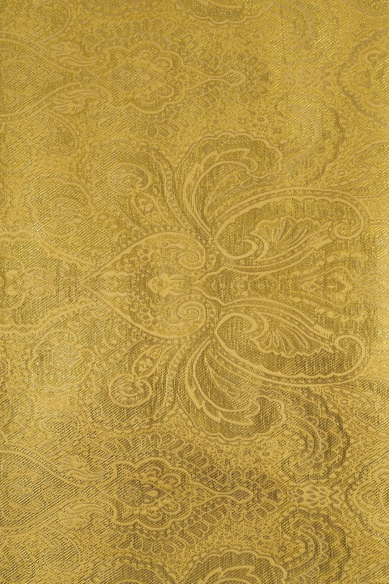 Jacquard dourado intenso