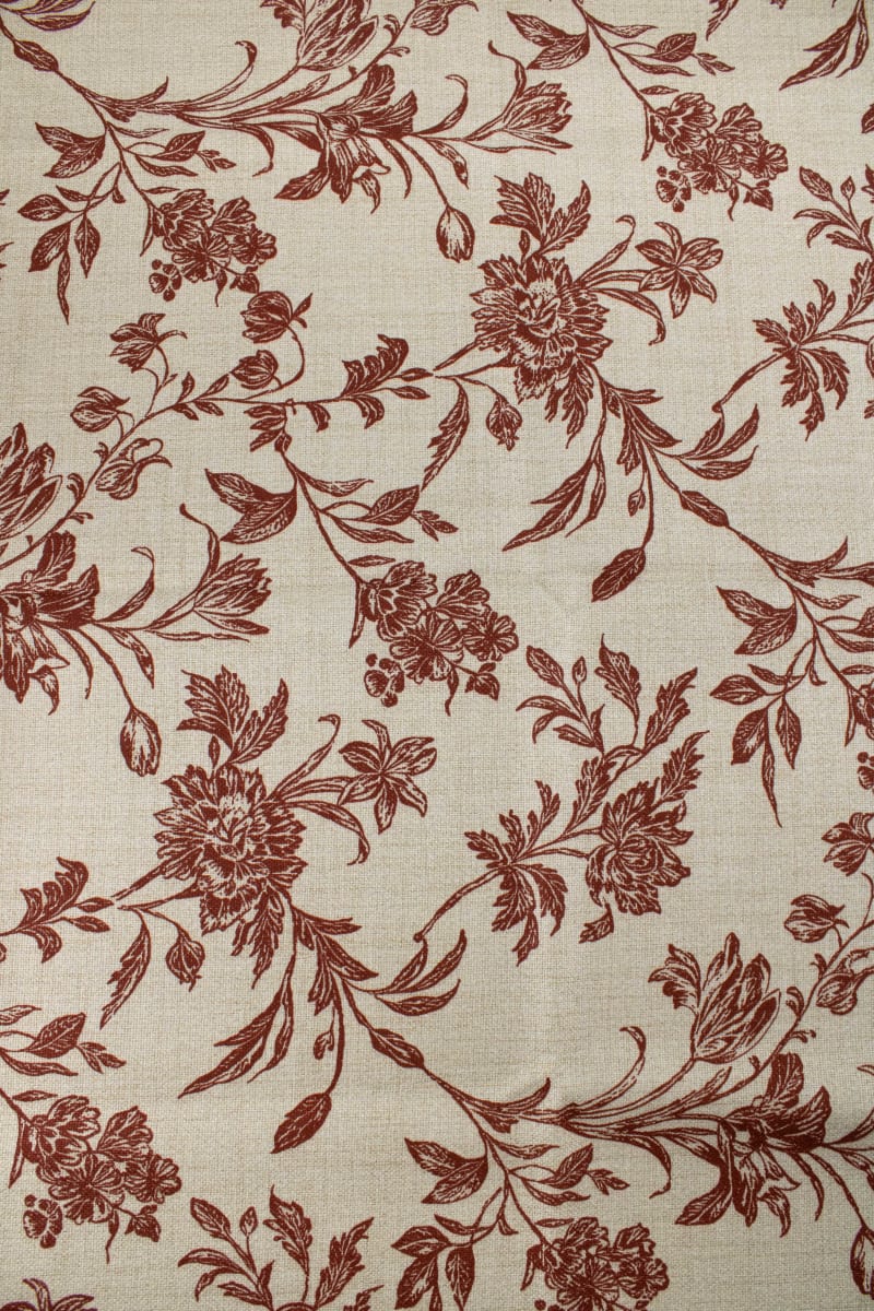 Loneta floral burdeos