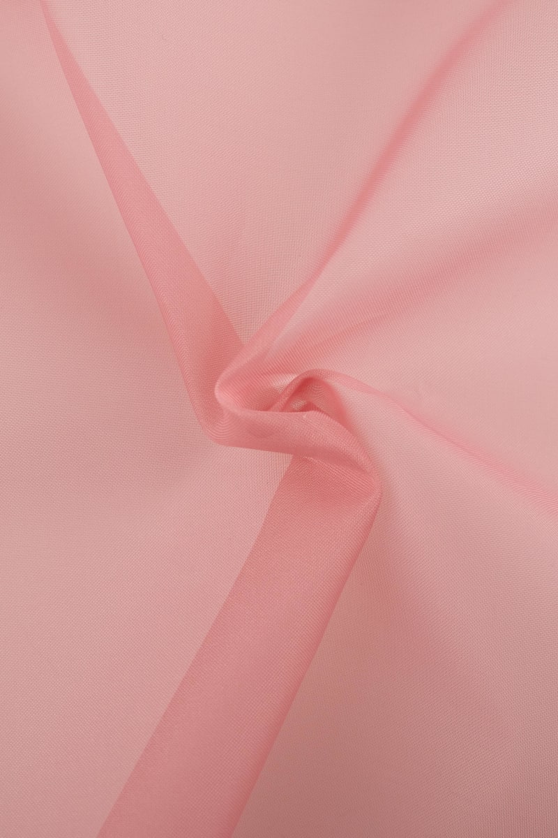 Organza liso rosa maquillaje intenso