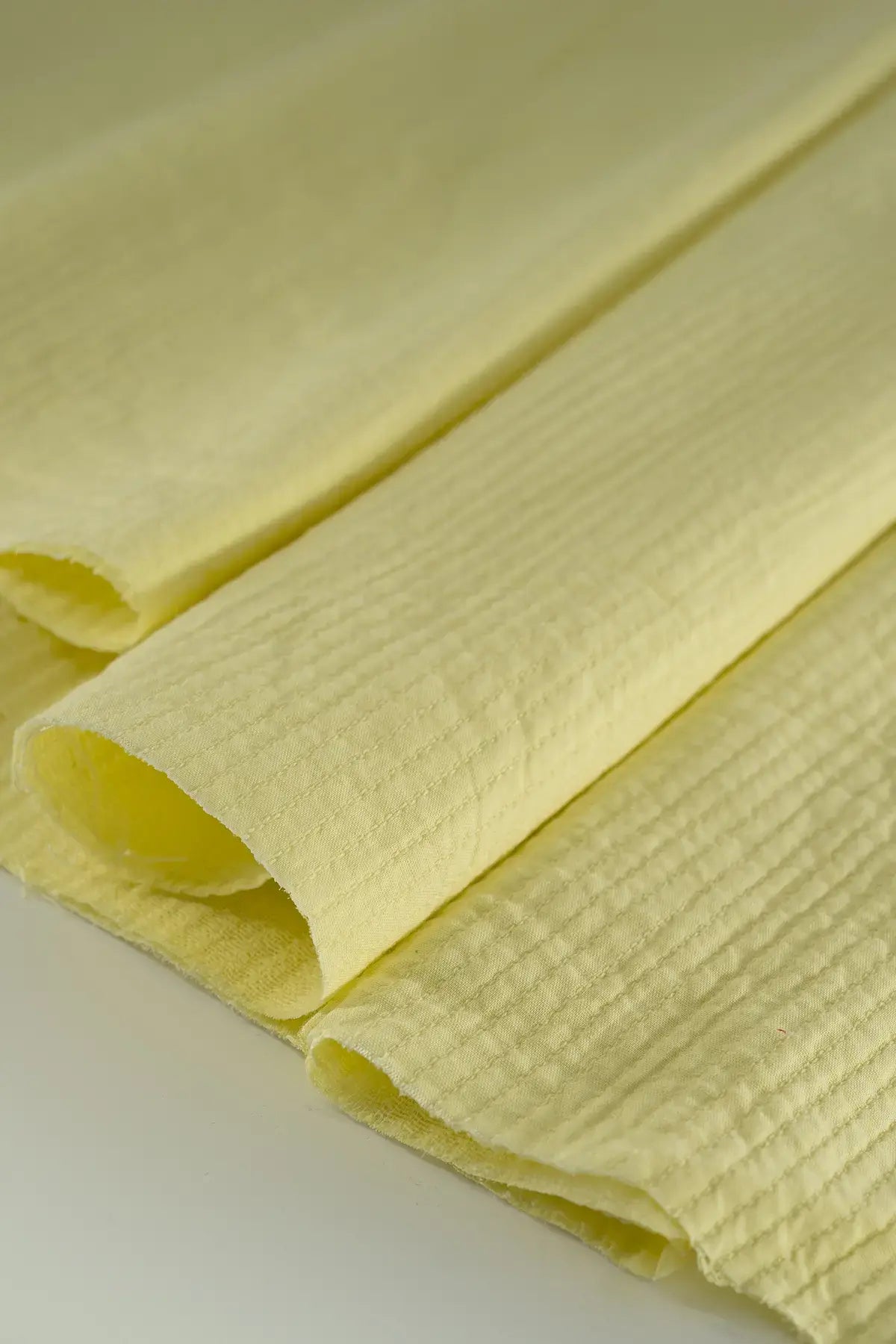 Padding nos  elfin yellow