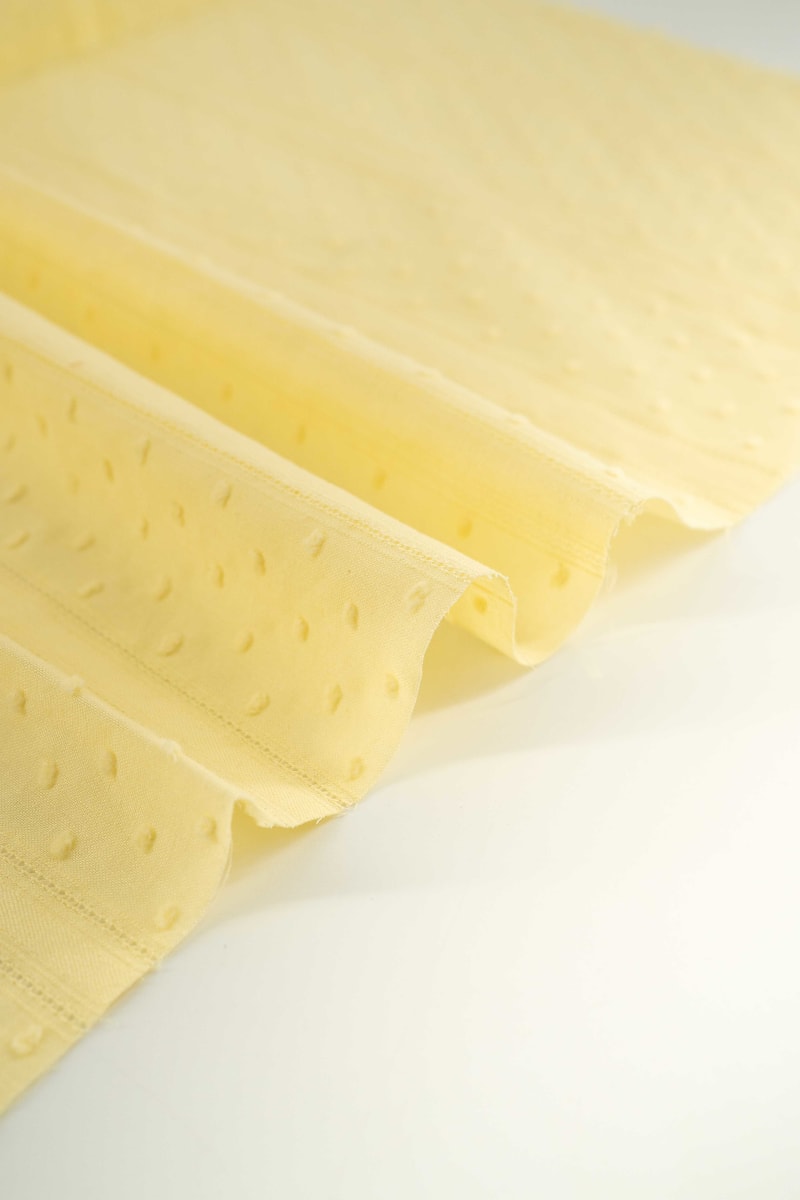 Plumeti lunares amarillo