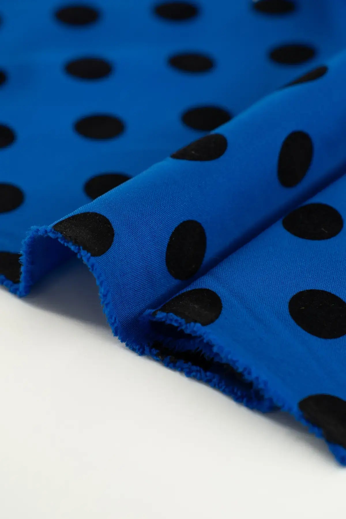 Strech remedios  deep ultramarine