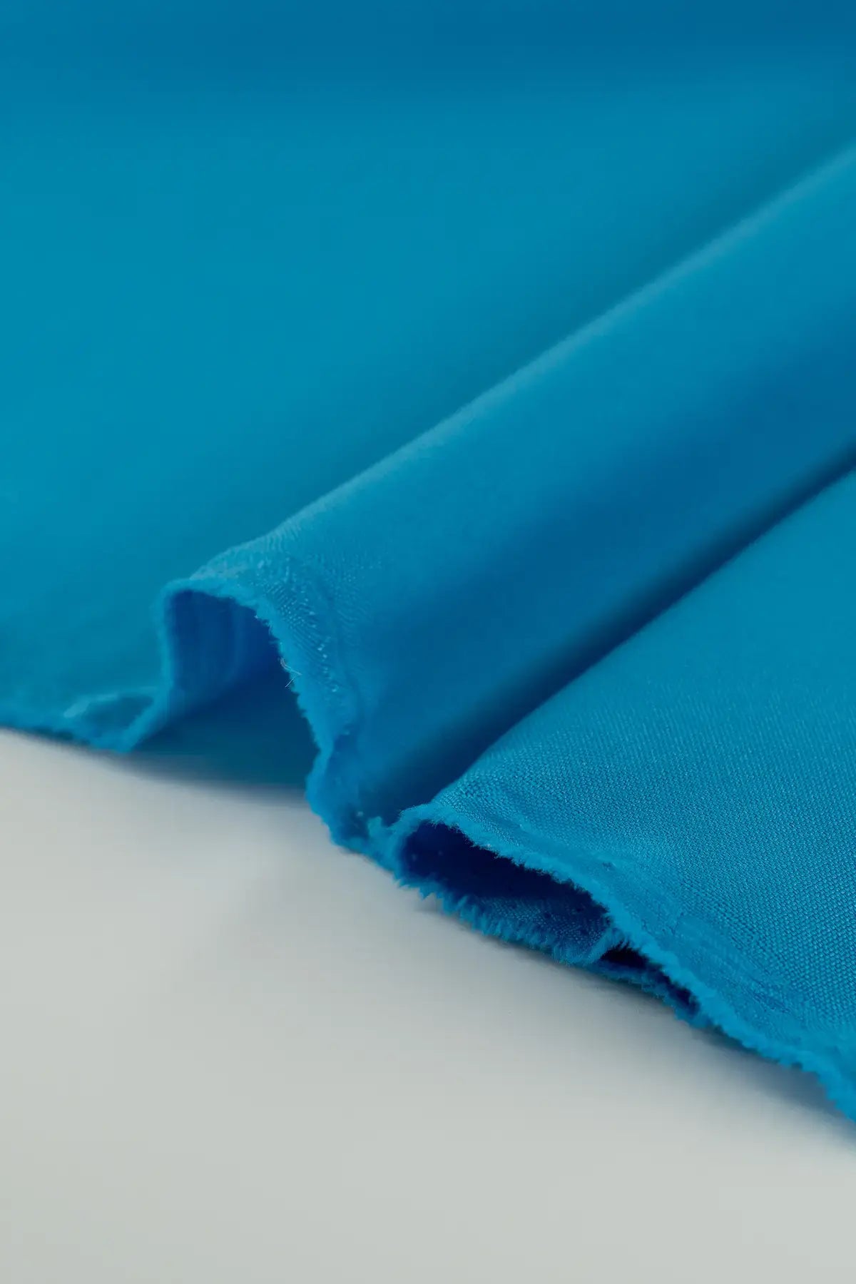 Strech nos  vivid blue
