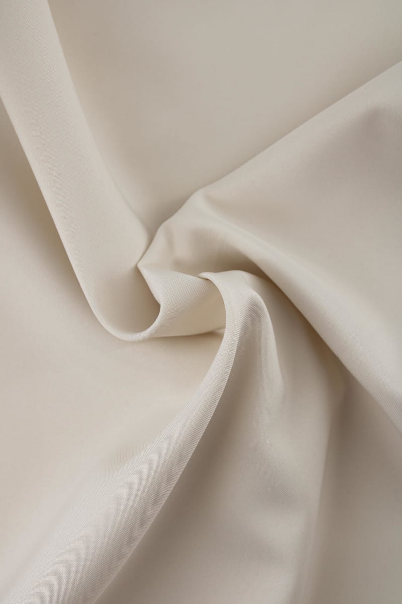 Stretch liso beige crudo