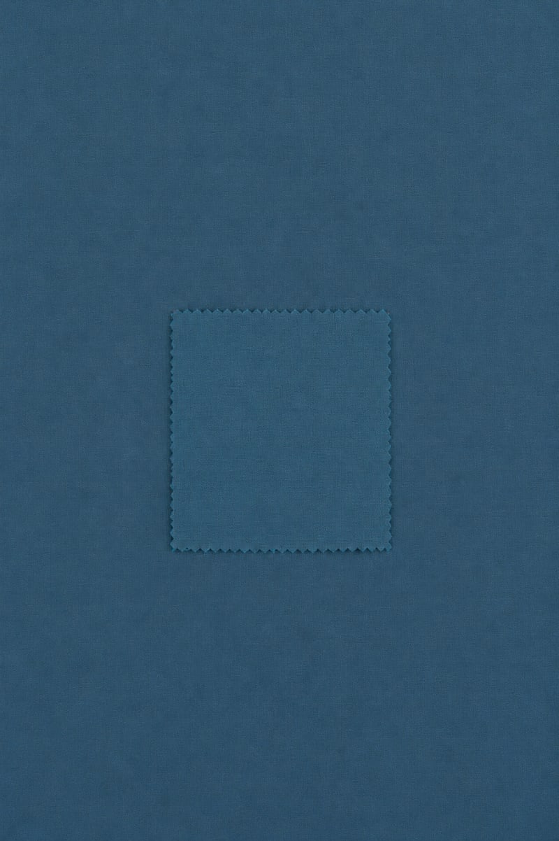 TAFETAN liso azul profundo