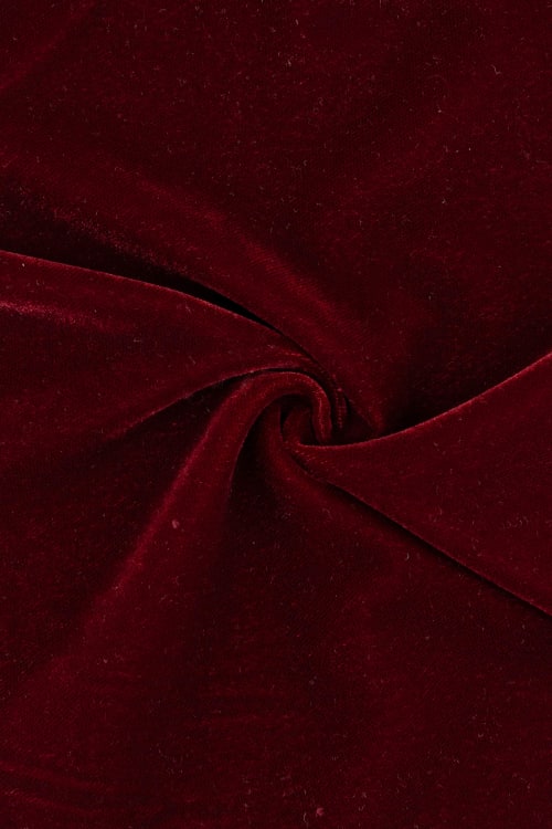 Terciopelo color burdeo