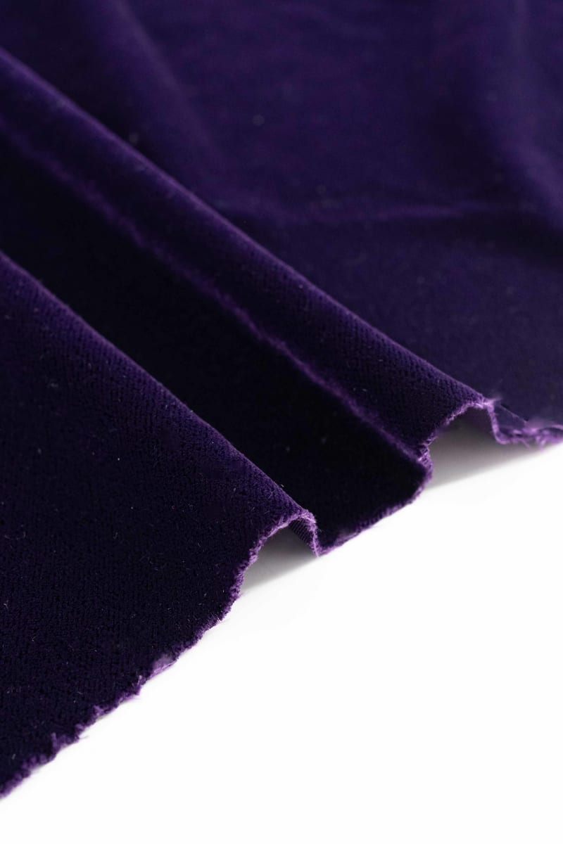 Terciopelo liso morado ciruela