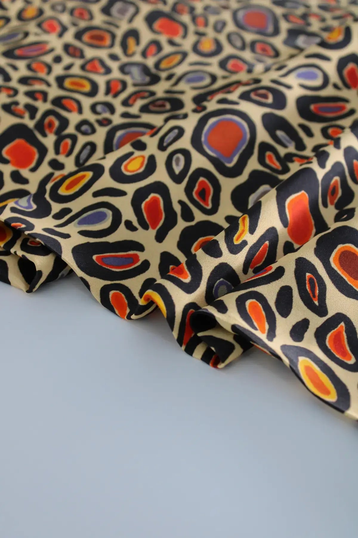 Viscosa pez león twill