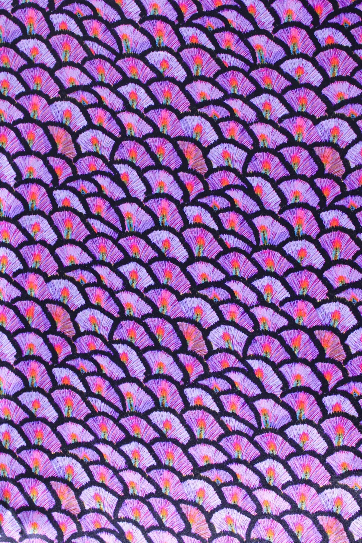 Viscosa pavo real dewberry