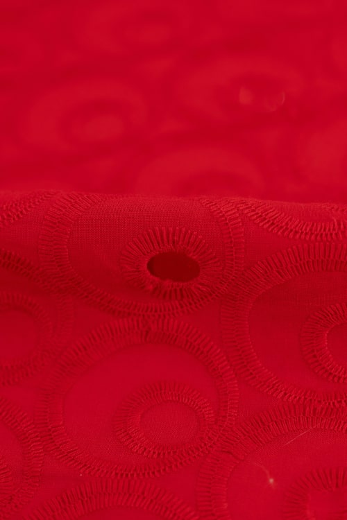 Perforado algodón rojo 