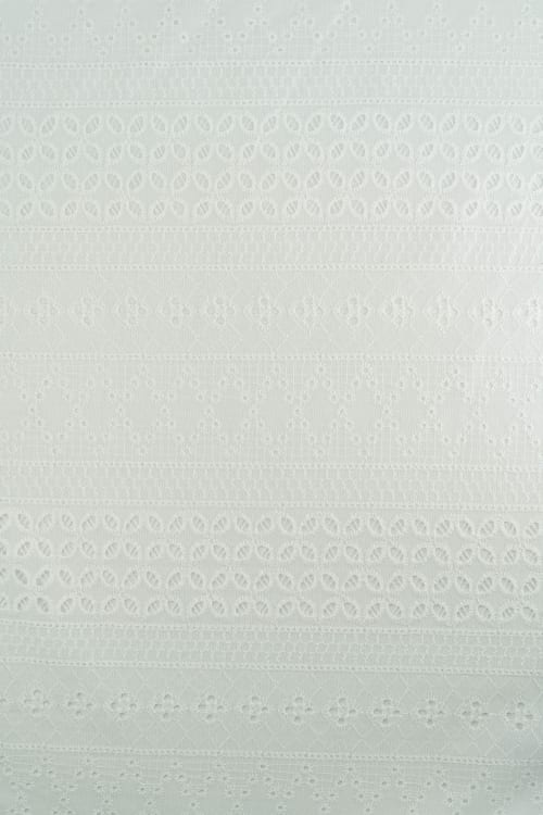 Perforado algodon blanco adelfa
