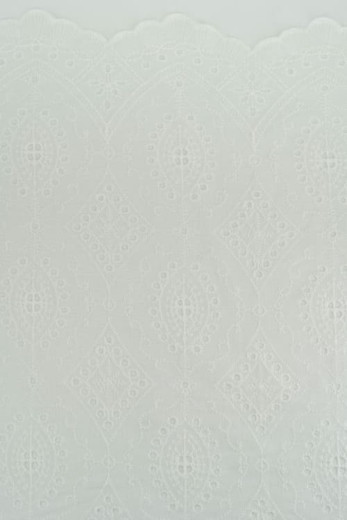 Perforado algodon blanco jacaranda
