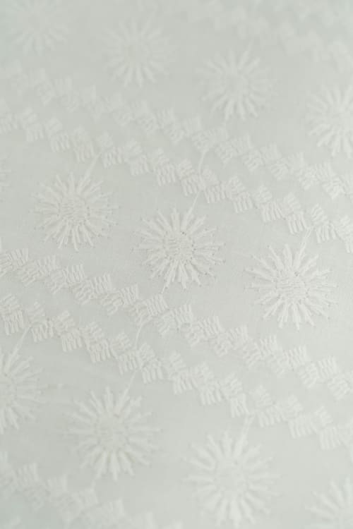Perforado algodon blanco retama