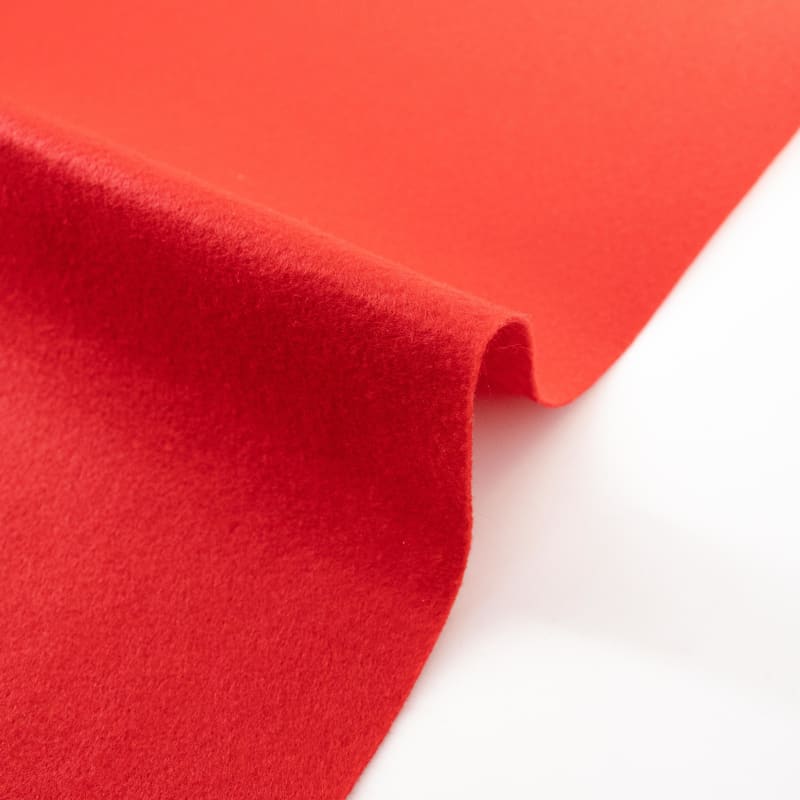 Fieltro liso rojo