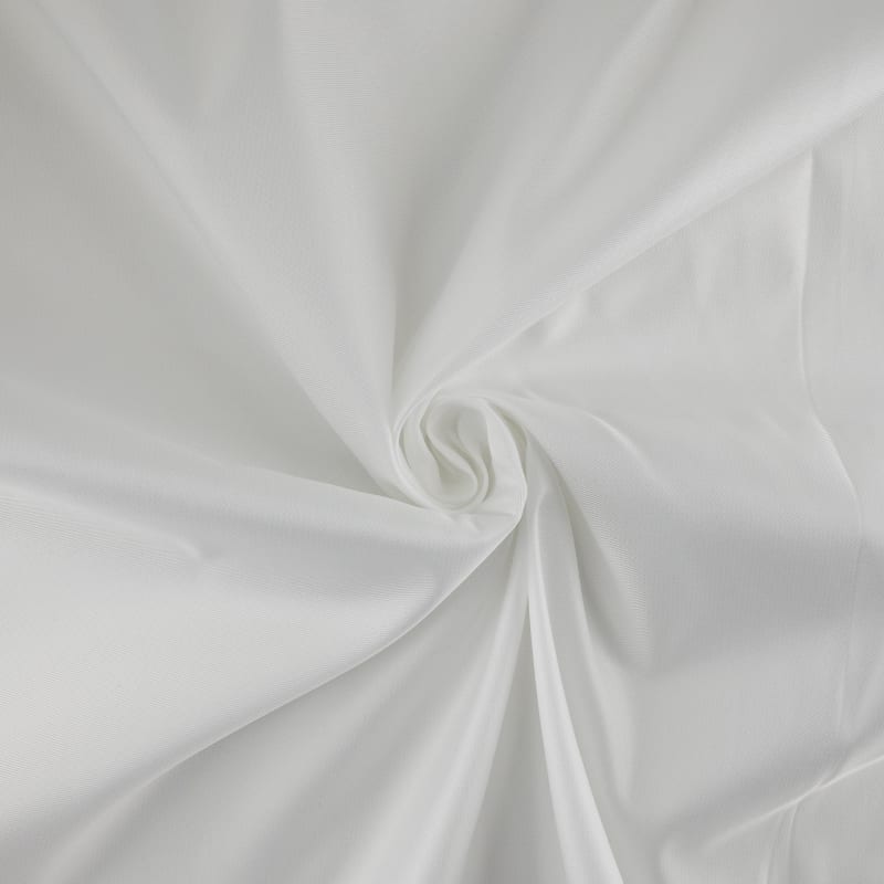 Raso liso blanco neutro