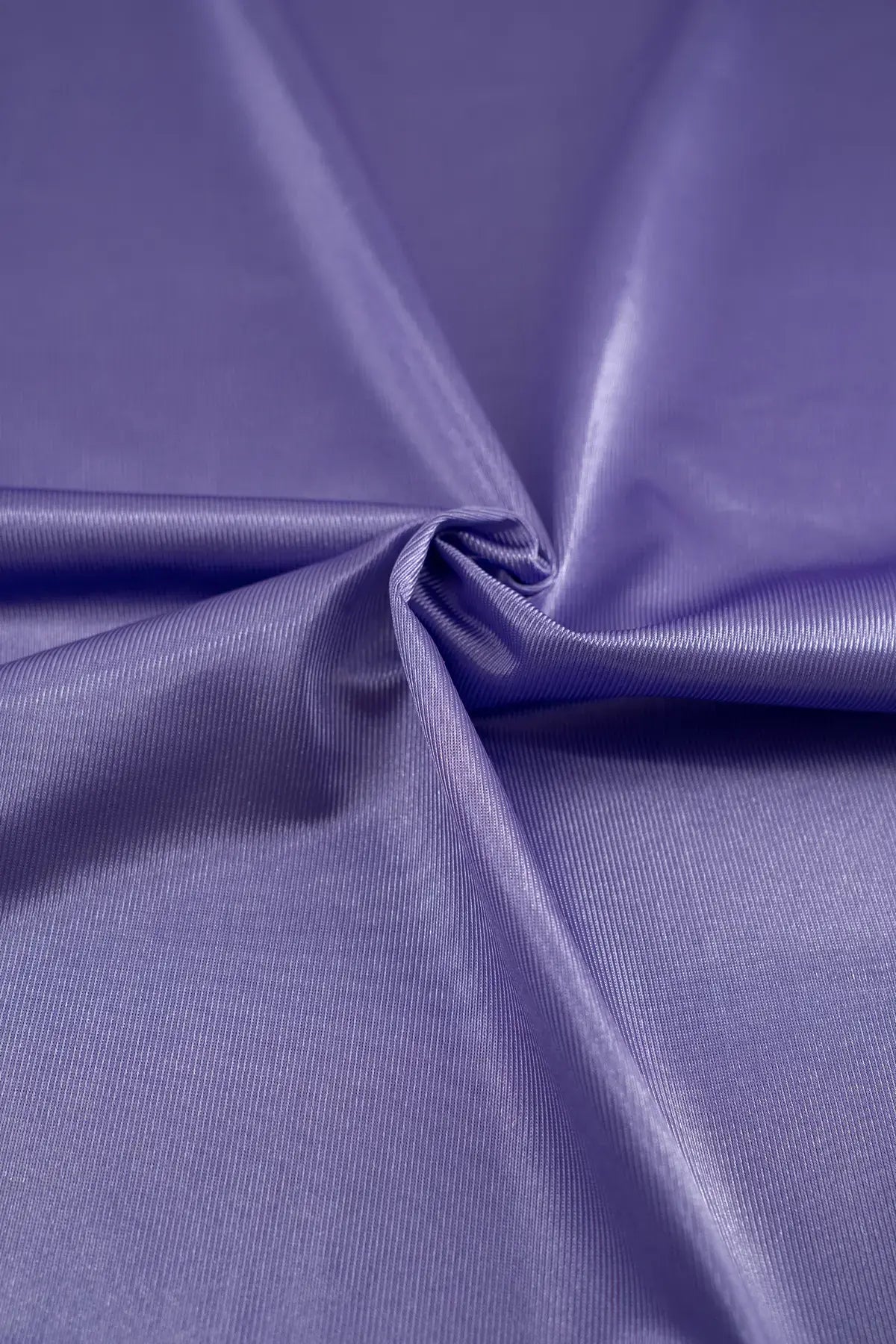 Rasete nos  violet tulip