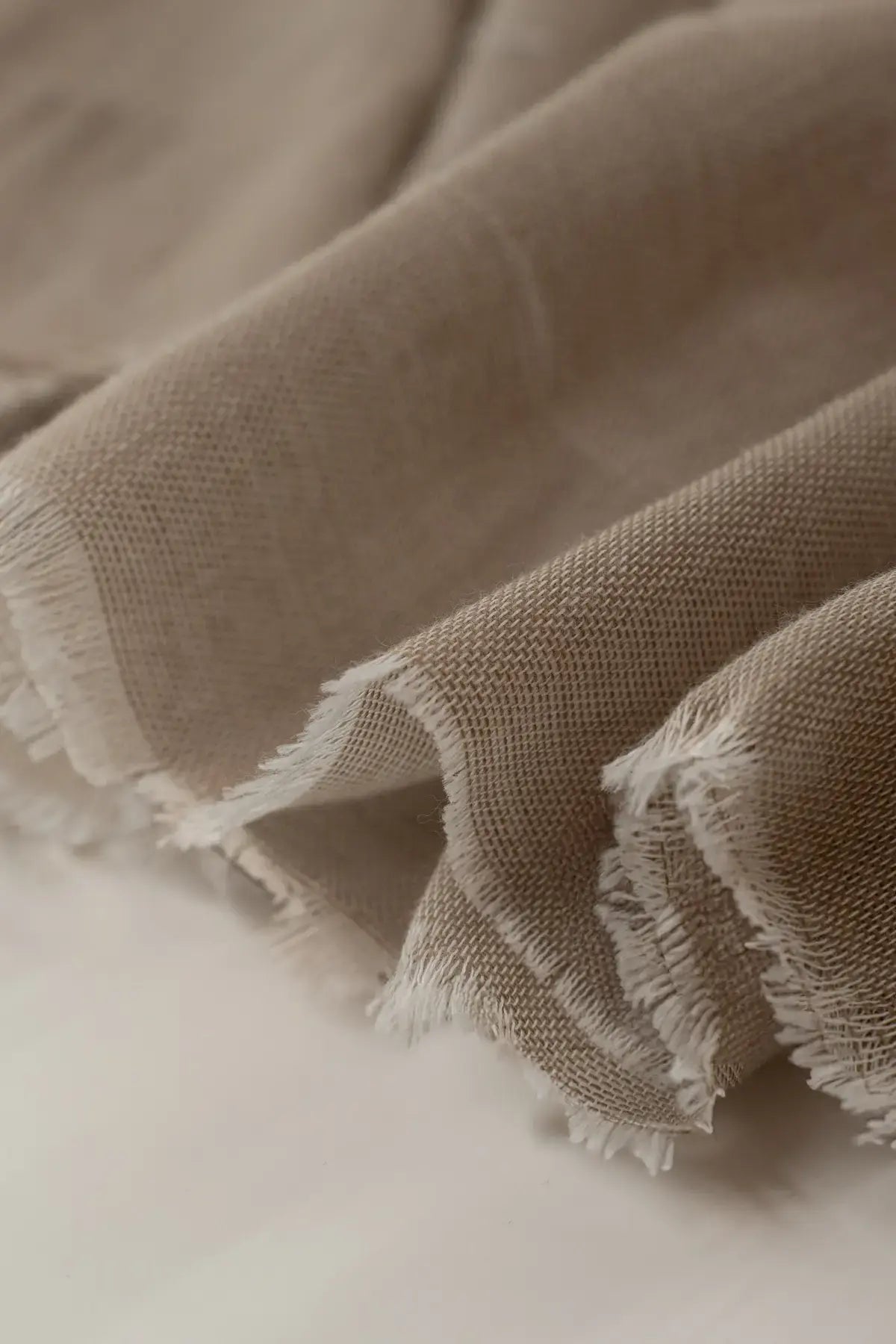 Burlap nos  simply taupe