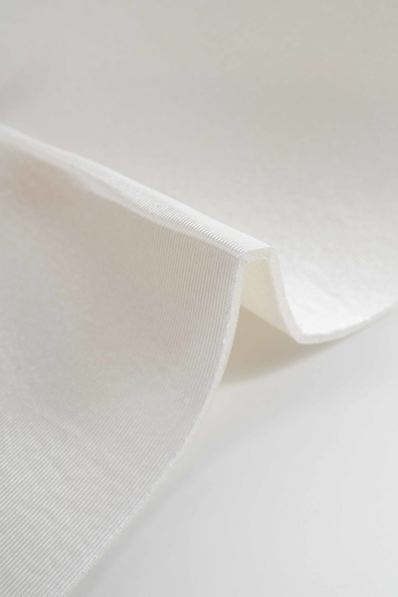 Foam liso blanco neutro