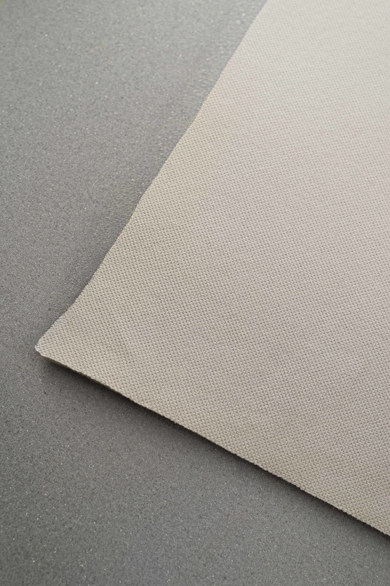 Foam liso gris neutro