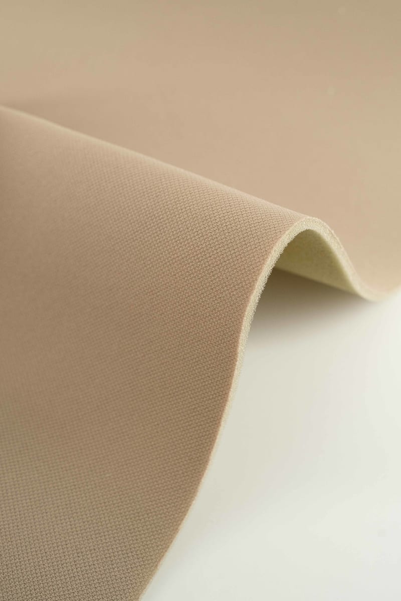 Foam liso camel
