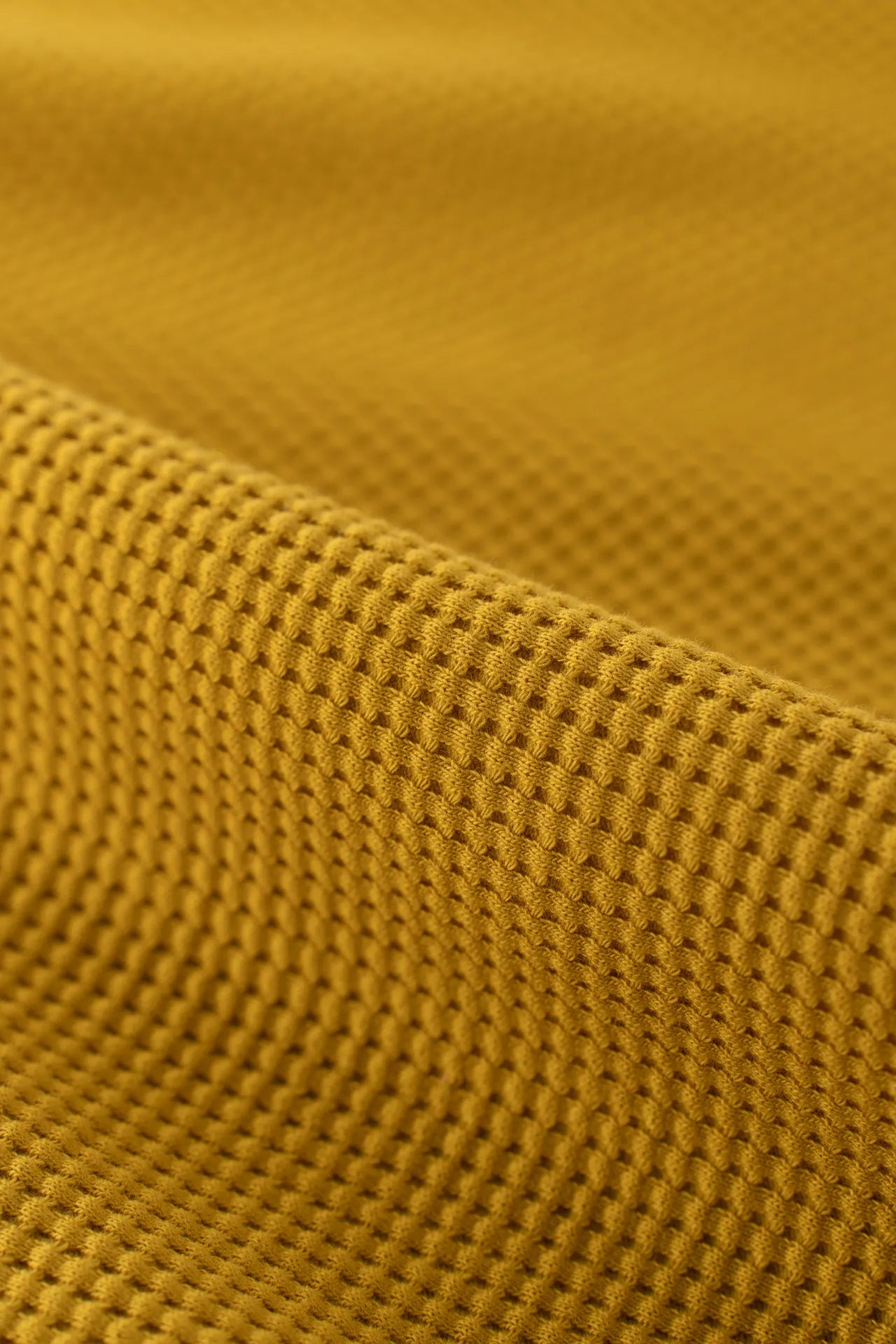 Waffle com névoa amarela