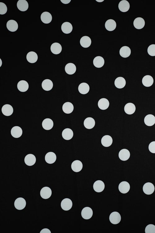 Koshibo color negro con lunar blanco de 25mm