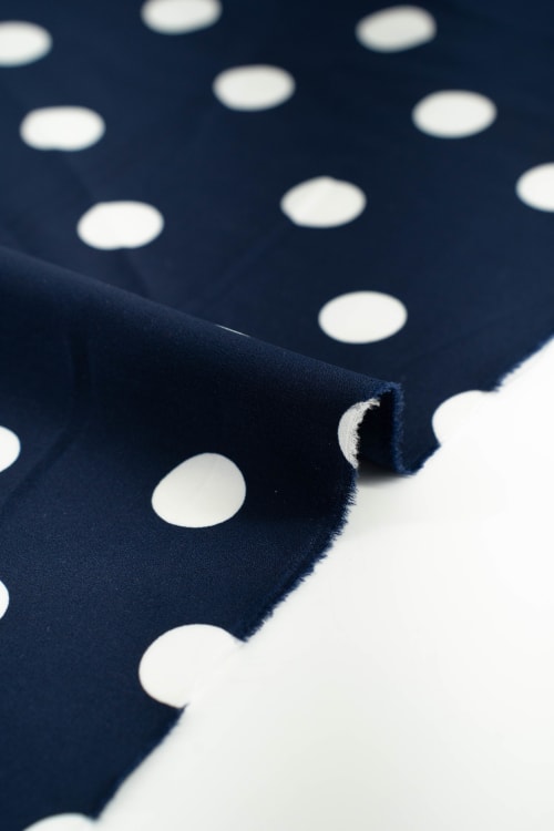 Koshibo color azul con lunar blanco de 25mm