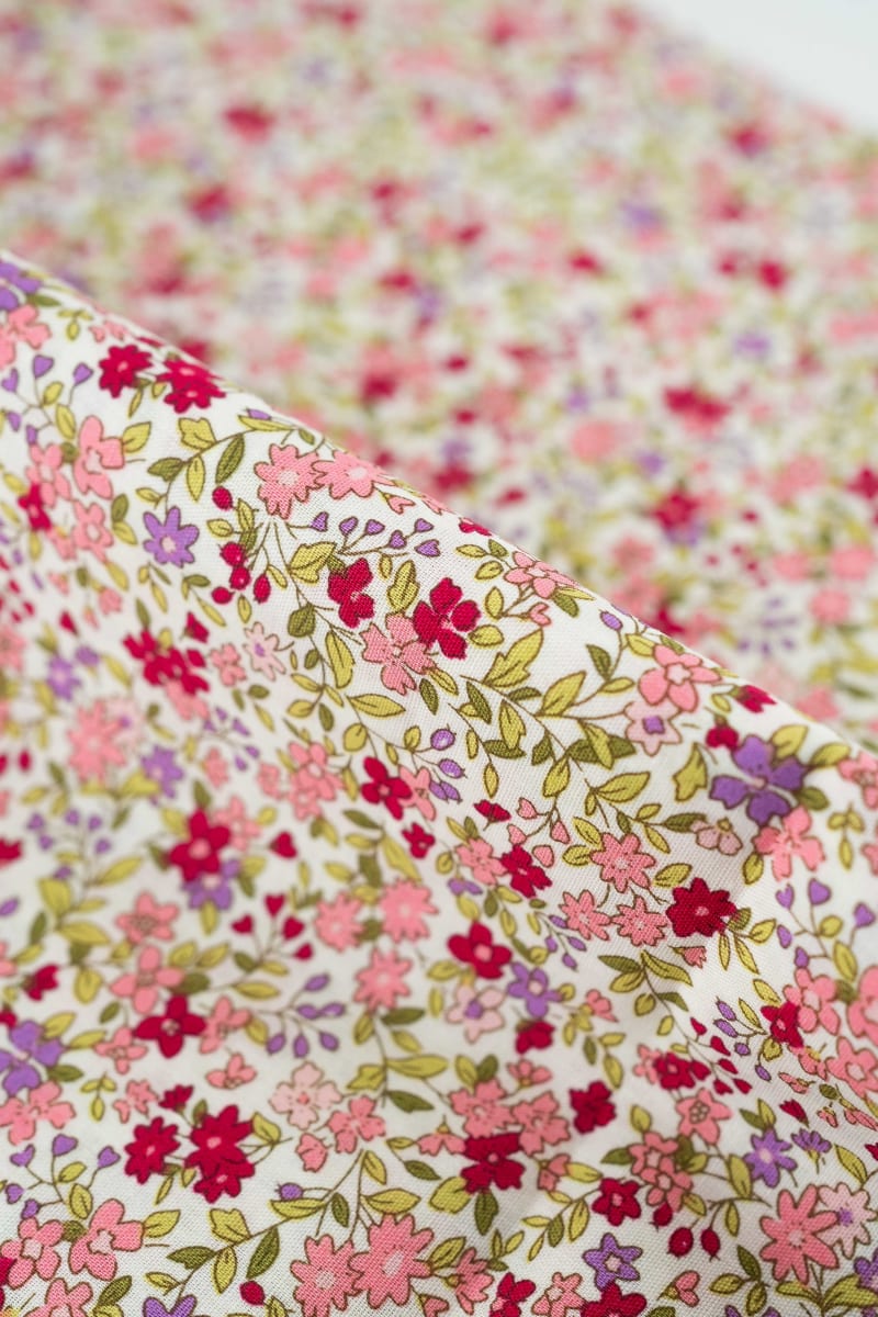 Popelín floral flores liberty frambuesa