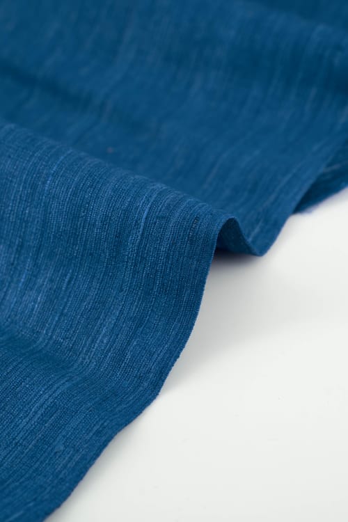 Seda natural color azul pavo 