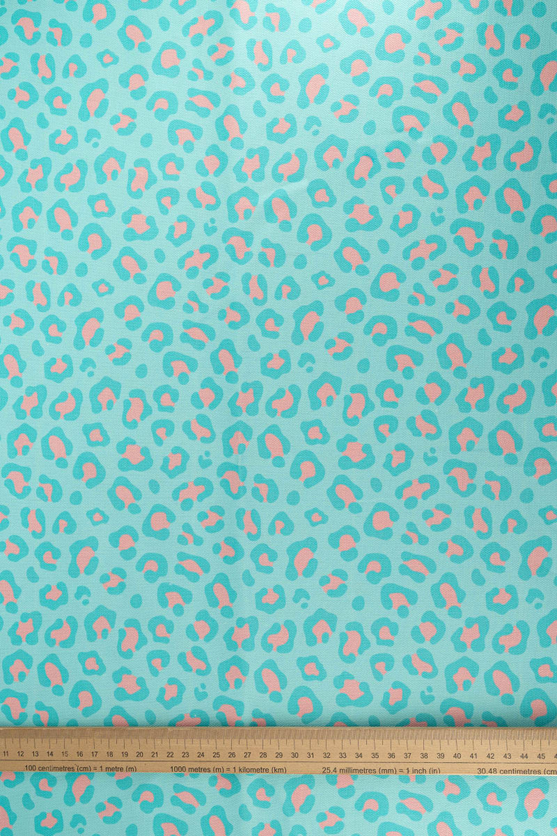 Semipanamá animal print rosa bebé