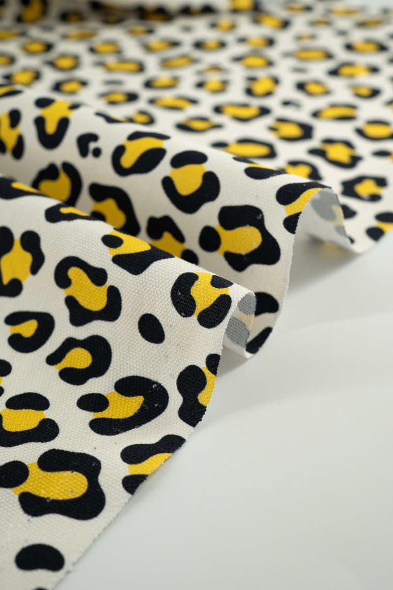 Semipanamá animal print negro