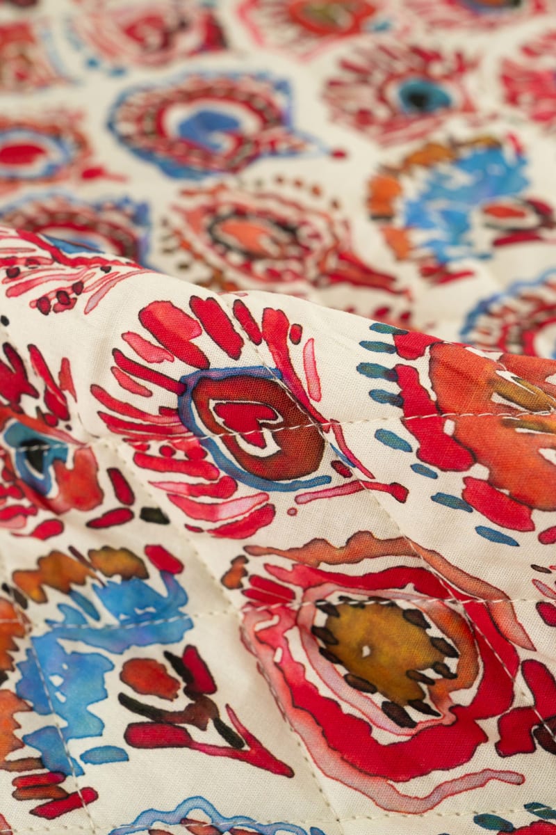 Acolchado estampado flores liberty beige crudo