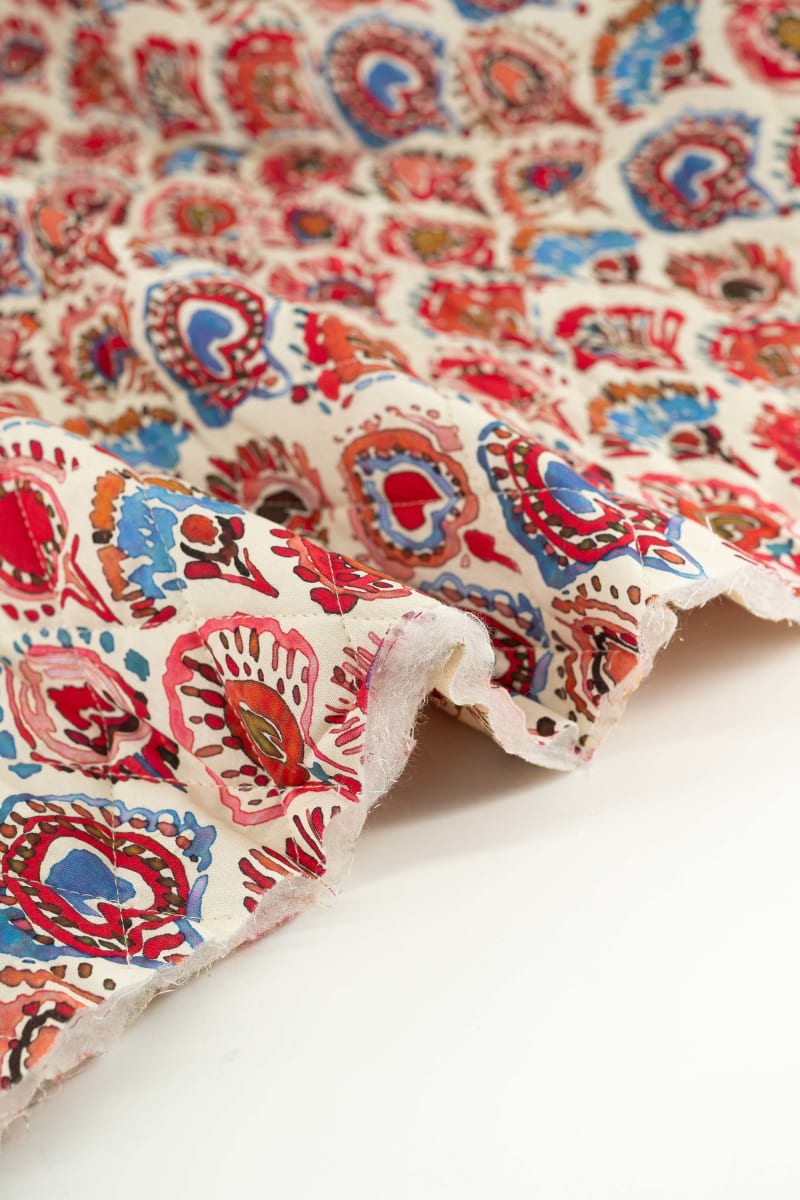 Acolchado estampado flores liberty beige crudo